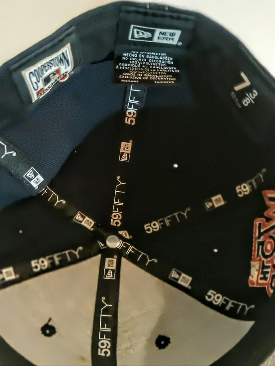 Cooperstown Y2k 90s Style Yankees Script Logo Baseball Cap - Navy with Gold Trim - Picture 5 of 5